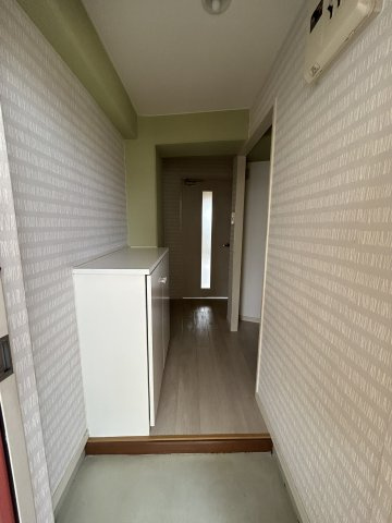 COMFORT の玄関