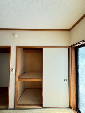 灘北通4丁目貸テラスハウスの収納