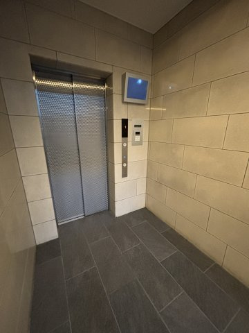 LaDouceur梅田Eastのロビー