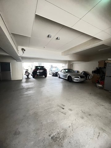 Leafy北野 の駐車場