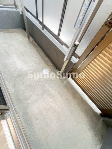 Ｄ－ｒｅｓｉｄｅｎｃｅ上甲子園のバルコニー