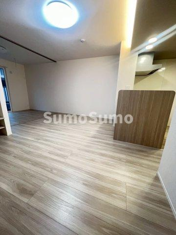 Ｄ－ｒｅｓｉｄｅｎｃｅ上甲子園の居間・リビング