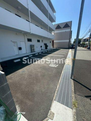 IMR BLD.の駐車場|駐車場です