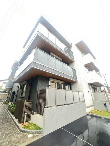 Ｄ－ｒｅｓｉｄｅｎｃｅ上甲子園の外観