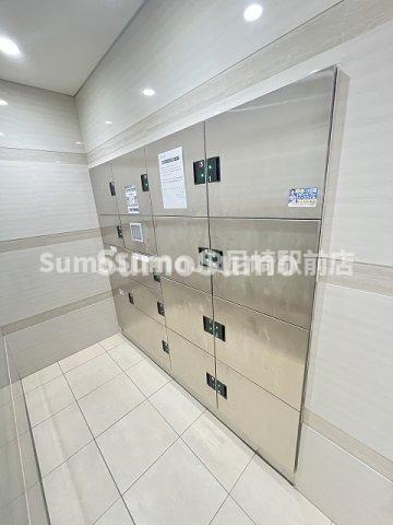 Luxe新大阪Ⅰのロビー|落ち着いたロビーです