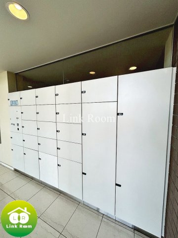 東京アインスリバーサイドタワーのエントランス