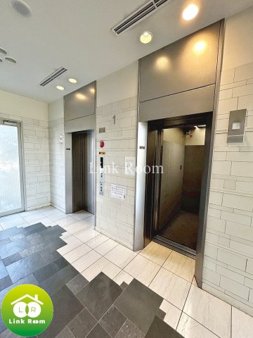 東京アインスリバーサイドタワーのロビー