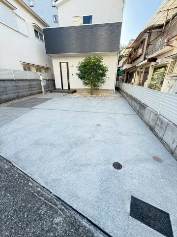 五色山5丁目　貸家のエントランス