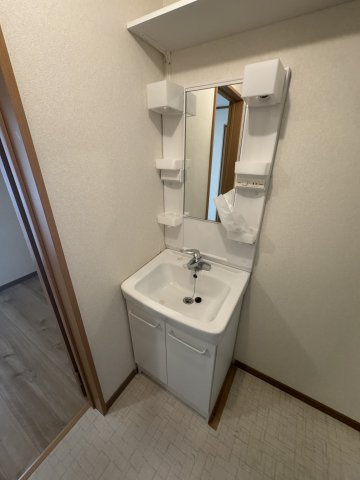 菊水町貸家の洗面所