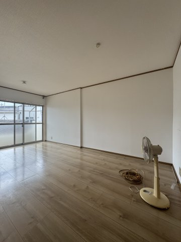 菊水町貸家の居間・リビング
