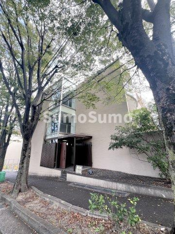 エルジャン芦屋の外観