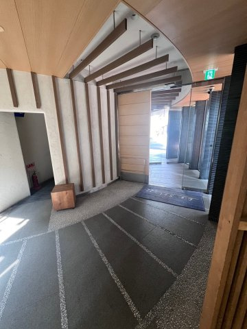 Le・Sel上町台のロビー|建物の内部です