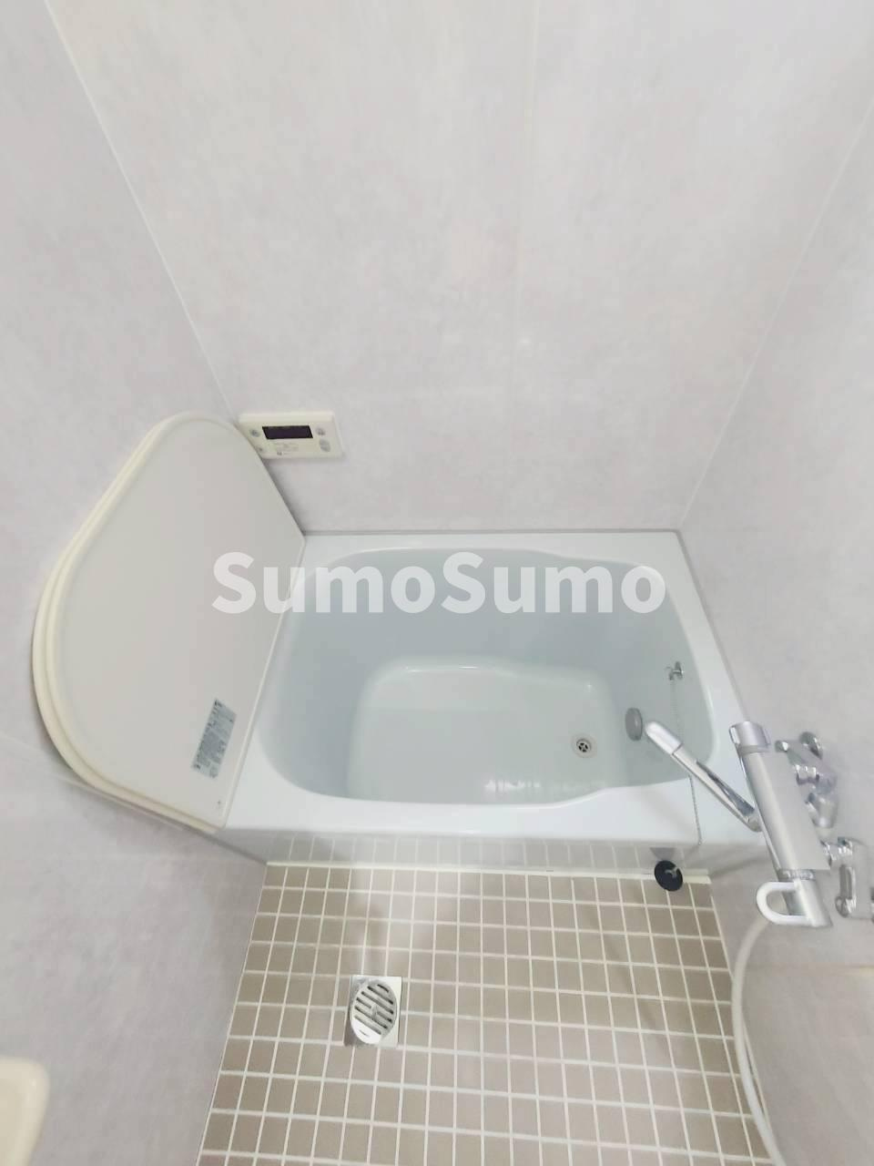 上之町テラスハウス（23-7）の浴室