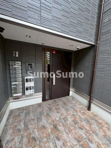 La Suite上町台のエントランス