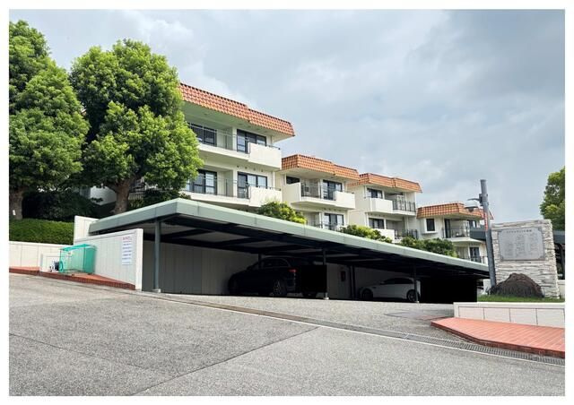 ロイヤルヴィラ苦楽園