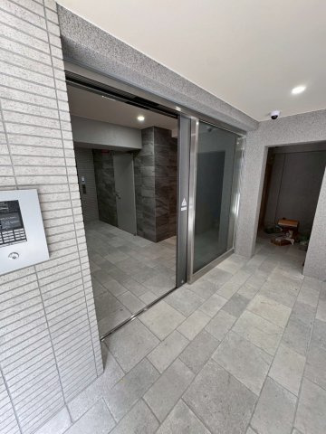 La CASA 石ケ辻のエントランス