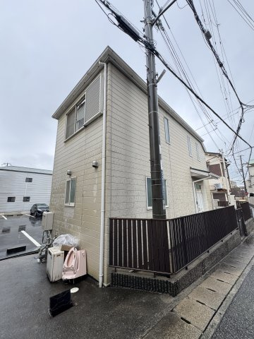 権現町3丁目貸家の外観