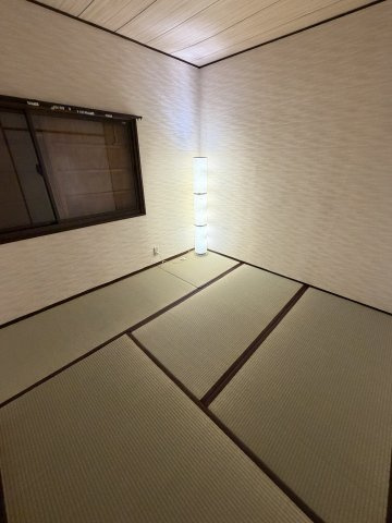 大谷町3丁目貸家の和室
