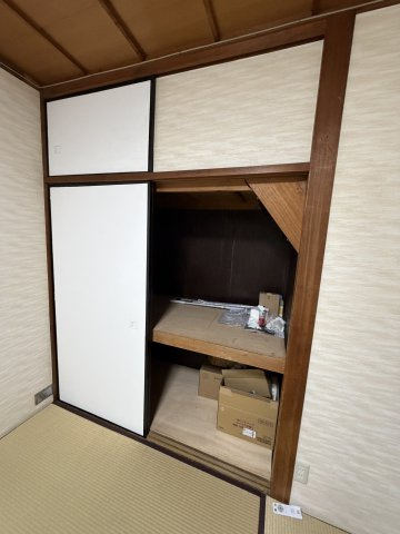 大谷町3丁目貸家の収納