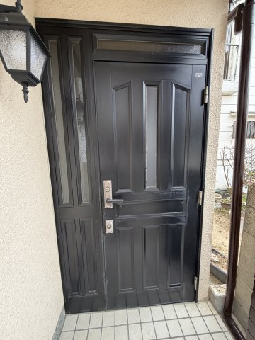 大谷町3丁目貸家のエントランス