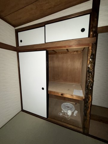 大谷町3丁目貸家の収納