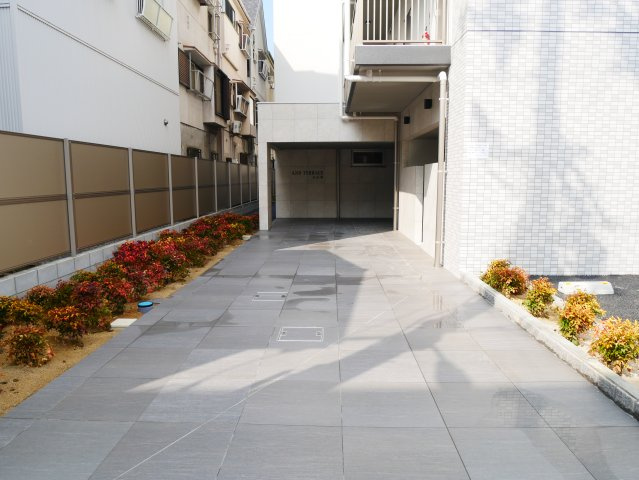 【エントランス】 | AND TERRACE 文の里