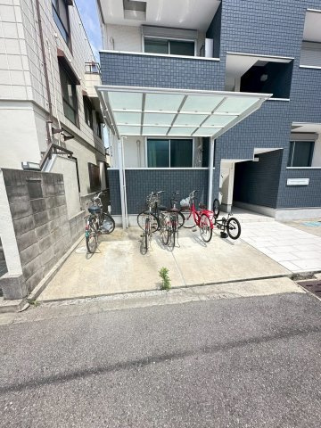 ＫＡＲＩＮ明石南の駐車場