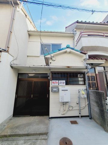 西宮市東鳴尾町2-16-26テラスハウスの外観