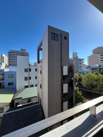 J−SQUAREの展望