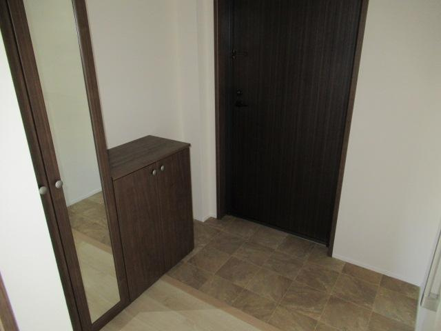 スマートグラン浦和岸町の玄関