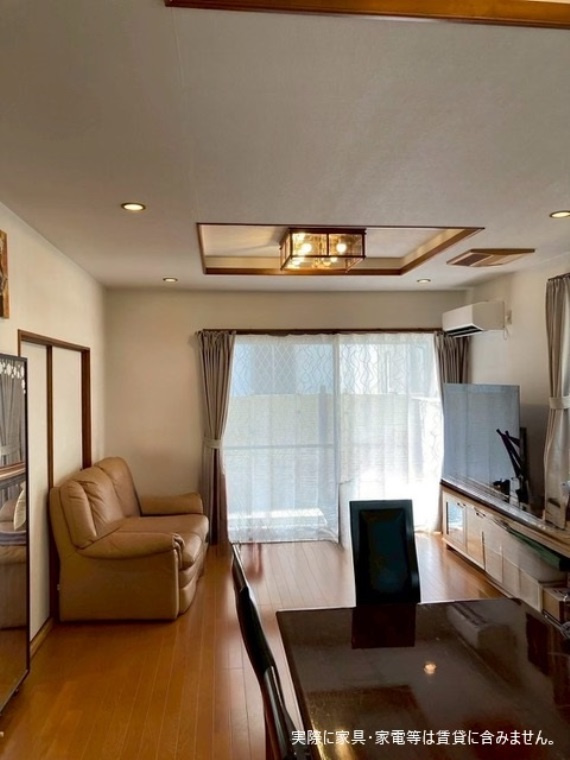 領家戸建の居間・リビング