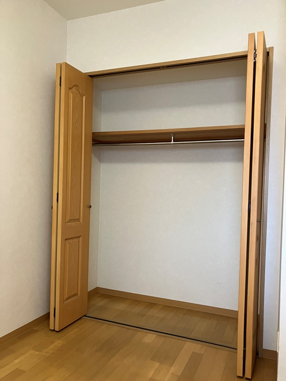 ベルドゥムール草加中央東の収納