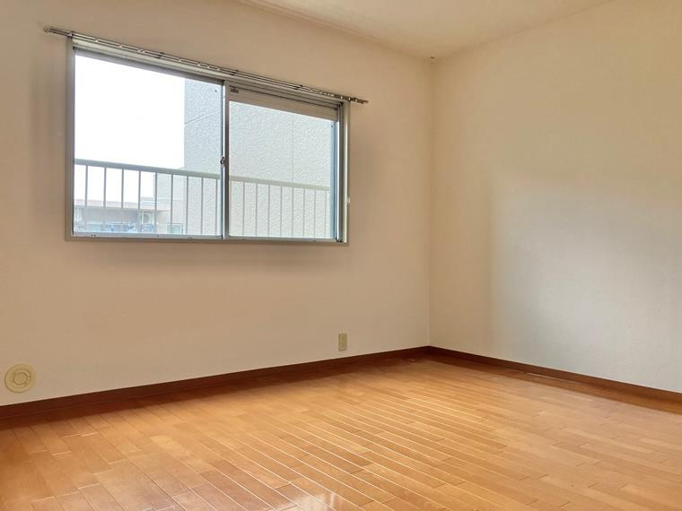 西所沢椿峰ニュータウン２７街区１号棟の内装