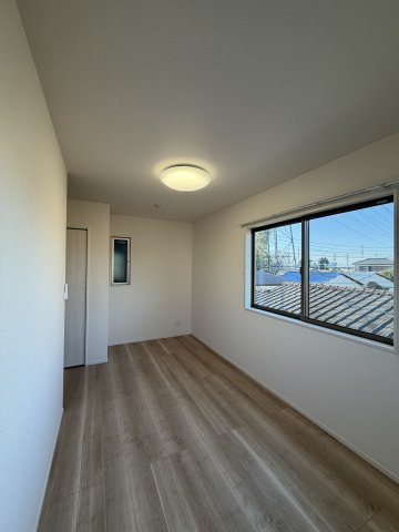 グランソフィア細谷Ⅳの洋室