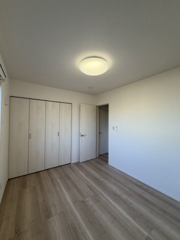 グランソフィア細谷Ⅳの洋室