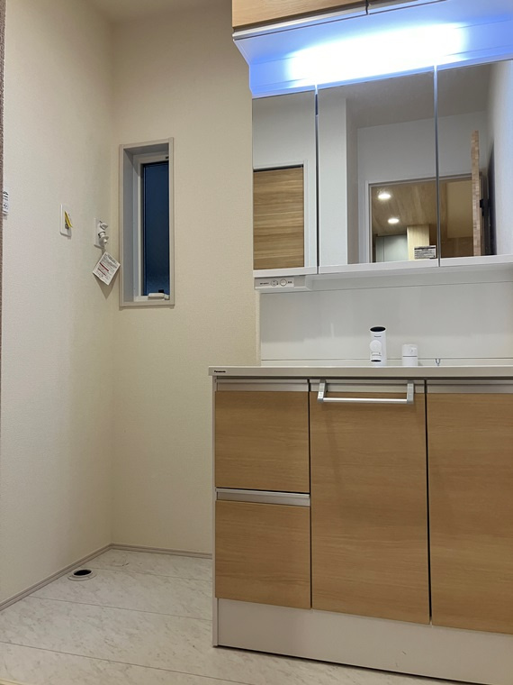 天沼町戸建の洗面所