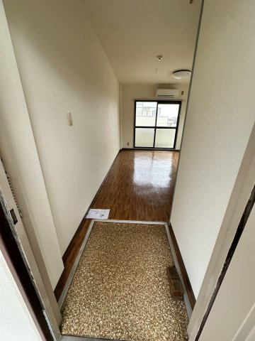 パイントーリ南郷の玄関