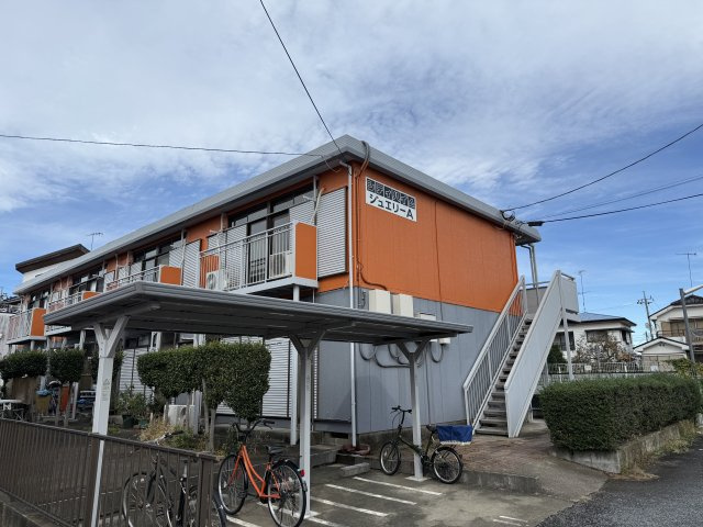 シティハイムジュエリーAの外観|ツートンカラーの外観です