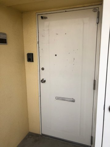 白子台ハイムの玄関