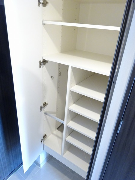 ザ・レジデンス・オブ・トーキョーＪＫ４０の収納