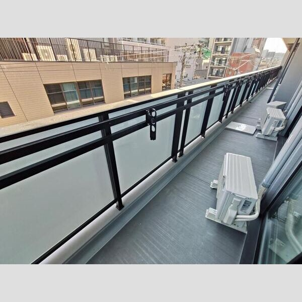 S-RESIDENCE難波大国町dominaのバルコニー