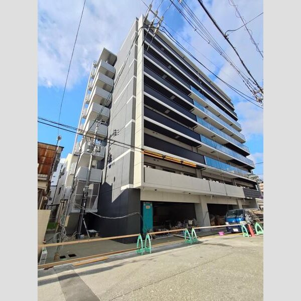 S-RESIDENCE難波大国町dominaのエントランス