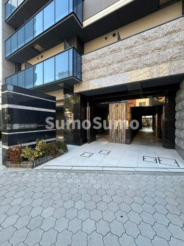 S-RESIDENCE天満Gracisのエントランス