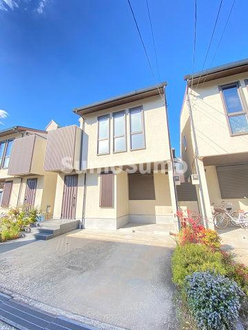 瓦林町10-15戸建ての外観