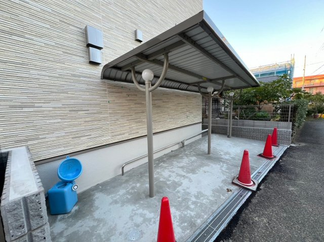 ジェルメアンジュメゾンの周辺