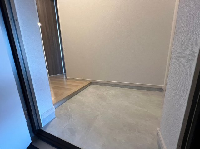 ジェルメアンジュメゾンの玄関