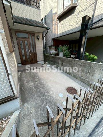 宝塚市　中野町戸建貸家の外観
