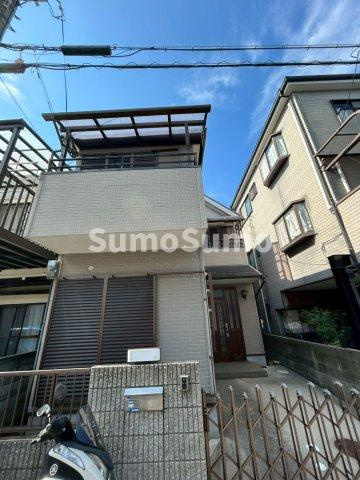 宝塚市　中野町戸建貸家の外観