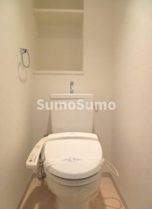S-RESIDENCE Hommachi Marksのトイレ