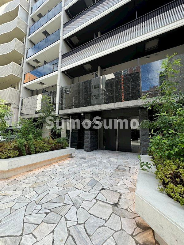 S-RESIDENCE堺筋本町Deuxのエントランス